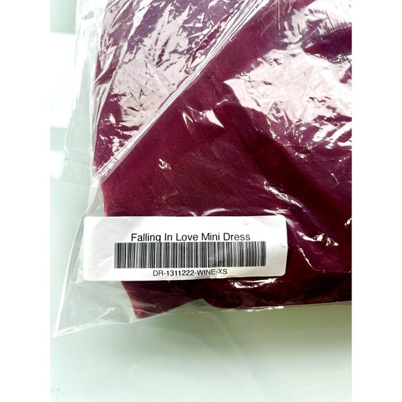 Women's Dress - Lelis Falling in Love Mini Dress Maroon Red Longseave Size XS - Picture 5 of 8